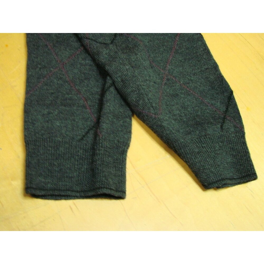 Jos. A. Bank Traveler Sweater Mens L Merino Wool V Neck Gray Black Maroon Stripe - Picture 10 of 10